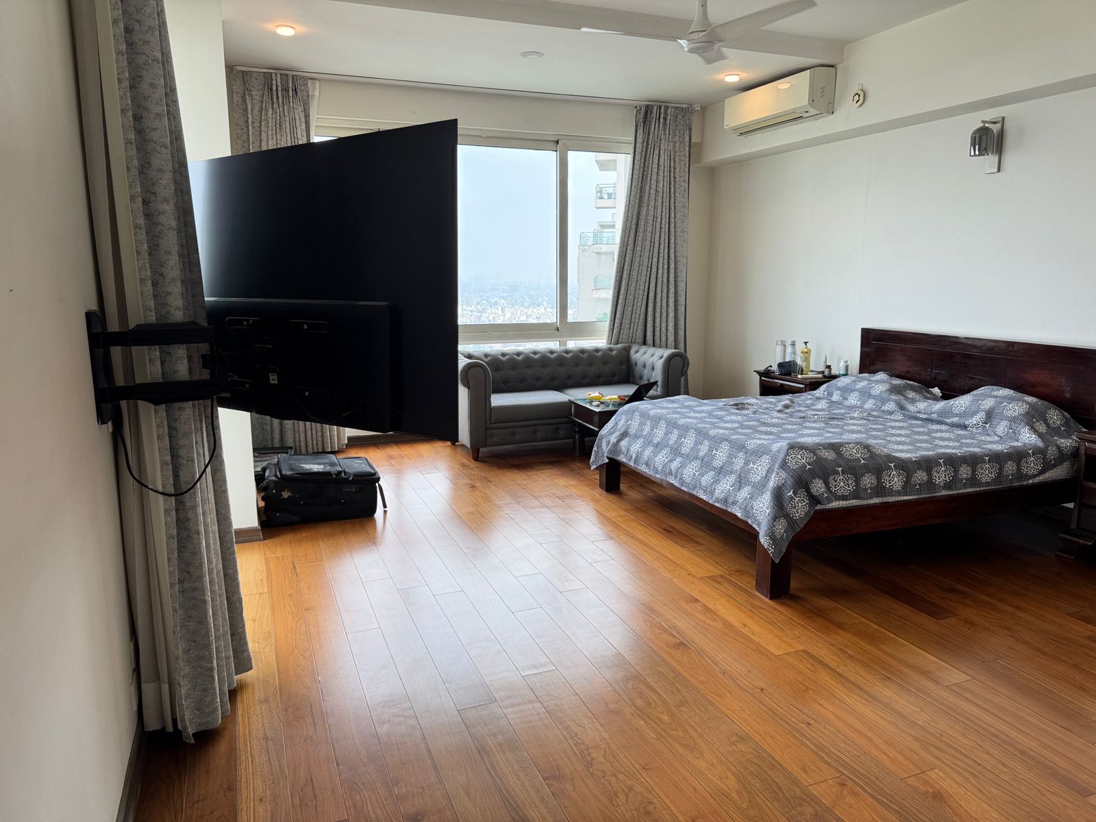 3 BHK + Servant Room 3498 Sq.Ft. Apartment in Pioneer Araya