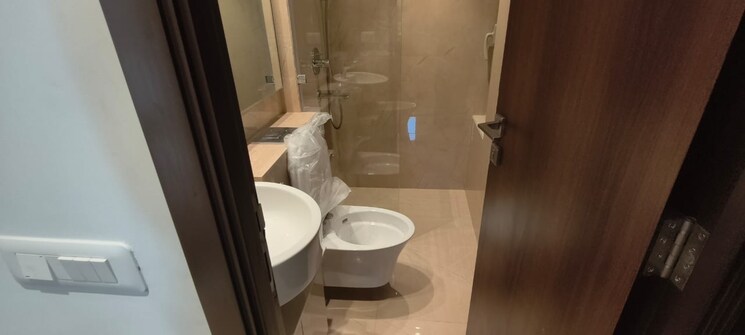 Bathroom, hiranandani-highland 3 Bedroom 755 Sq.Ft. Apartment In Powai Mumbai 9530343