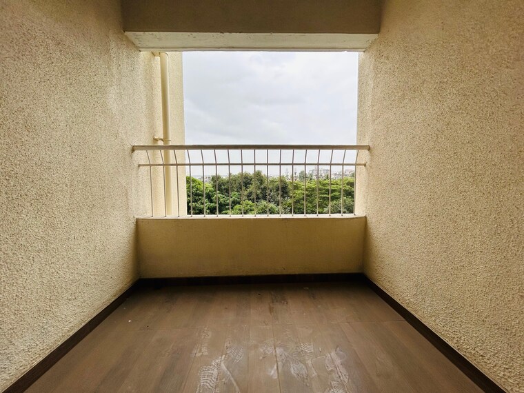 Other, sinhagad road 2 Bedroom 1000 Sq.Ft. Apartment In Sinhagad Road Pune 9530359