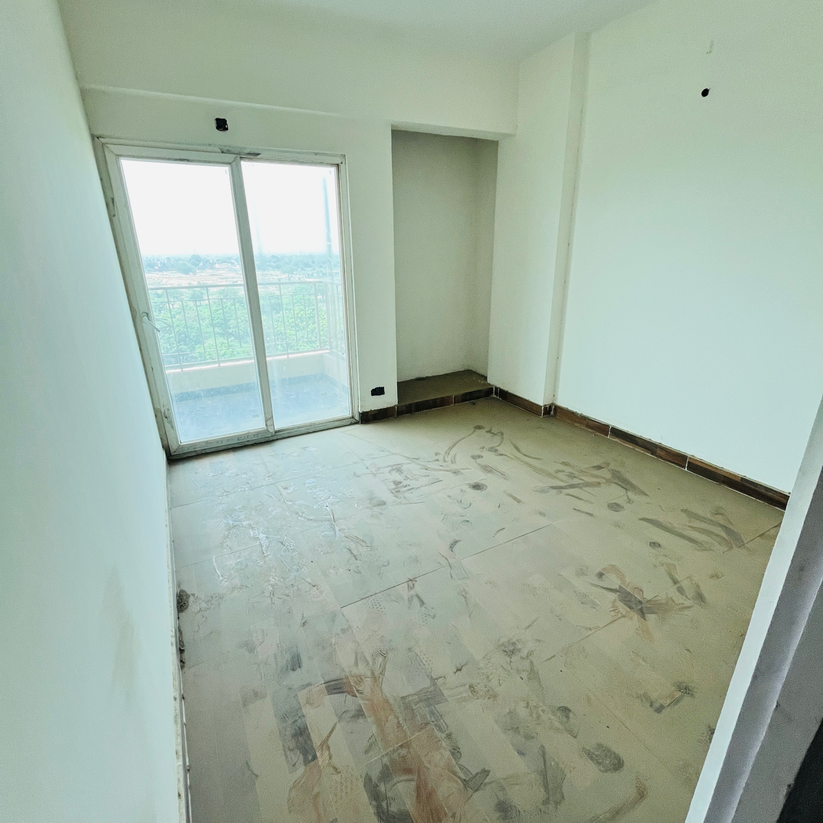 2 BHK 815 Sq.Ft. Apartment in Migsun Roof