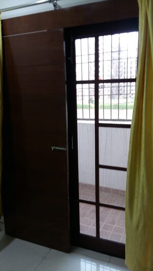 Balcony in 3 BHK Builder Floor at Pir Machalla – for Rent