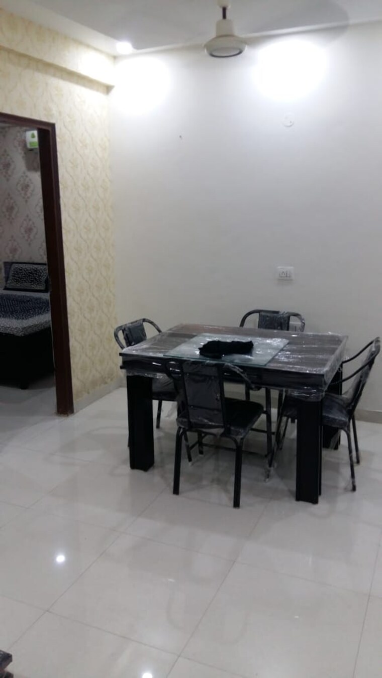Dining area, pir machalla 3 Bedroom 1450 Sq.Ft. Builder Floor In Pir Machalla Zirakpur 9530386