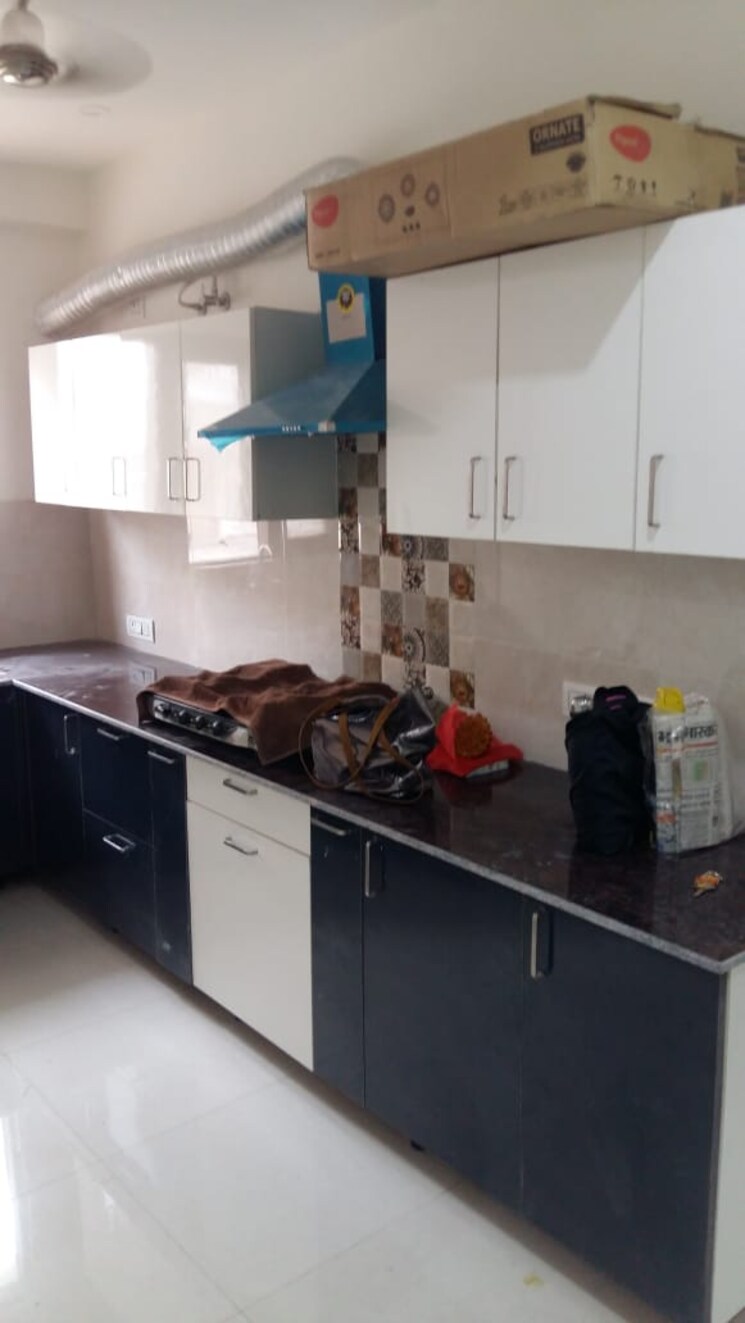 Kitchen, pir machalla 3 Bedroom 1450 Sq.Ft. Builder Floor In Pir Machalla Zirakpur 9530386