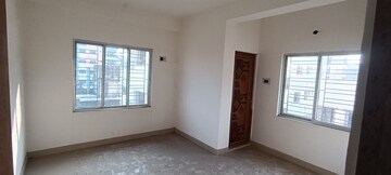 Room in 3 BHK Apartment at Kaikhali – for Sale