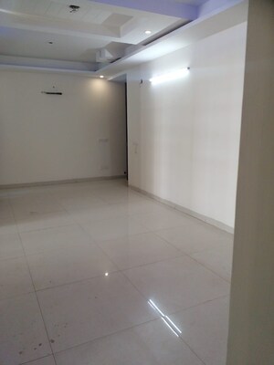 3 BHK Apartment For Rent in Golden Sand Apartments, Dhakoli