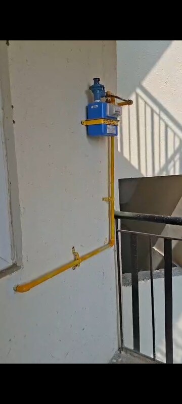 Staircase in 2.5 BHK Apartment at Amrapali Tropical Garden, Tech Zone 4 Greater Noida – for Rent