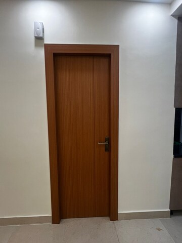 Room in 2 BHK Builder Floor at RWA Residential Society Sector 46, Sector 46 – for Rent