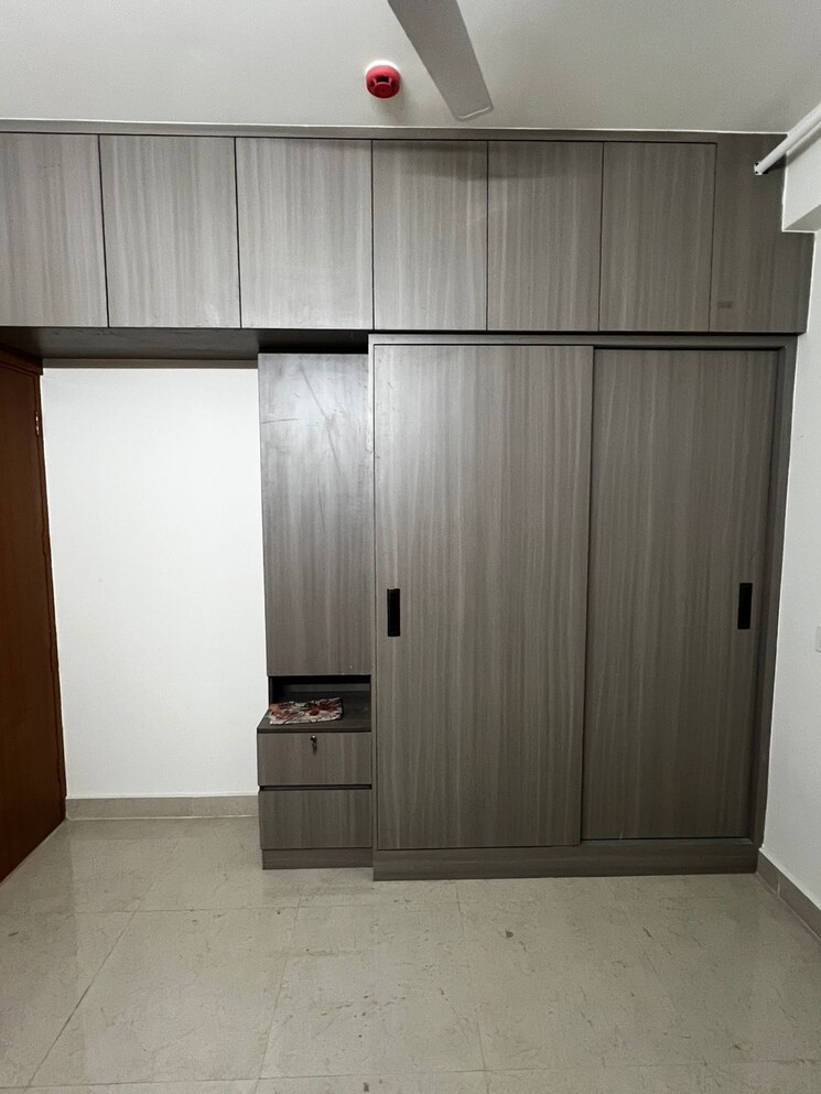 Room, rwa-residential-society-sector-46 2 Bedroom 1000 Sq.Ft. Builder Floor In Sector 46 Gurgaon 9530511