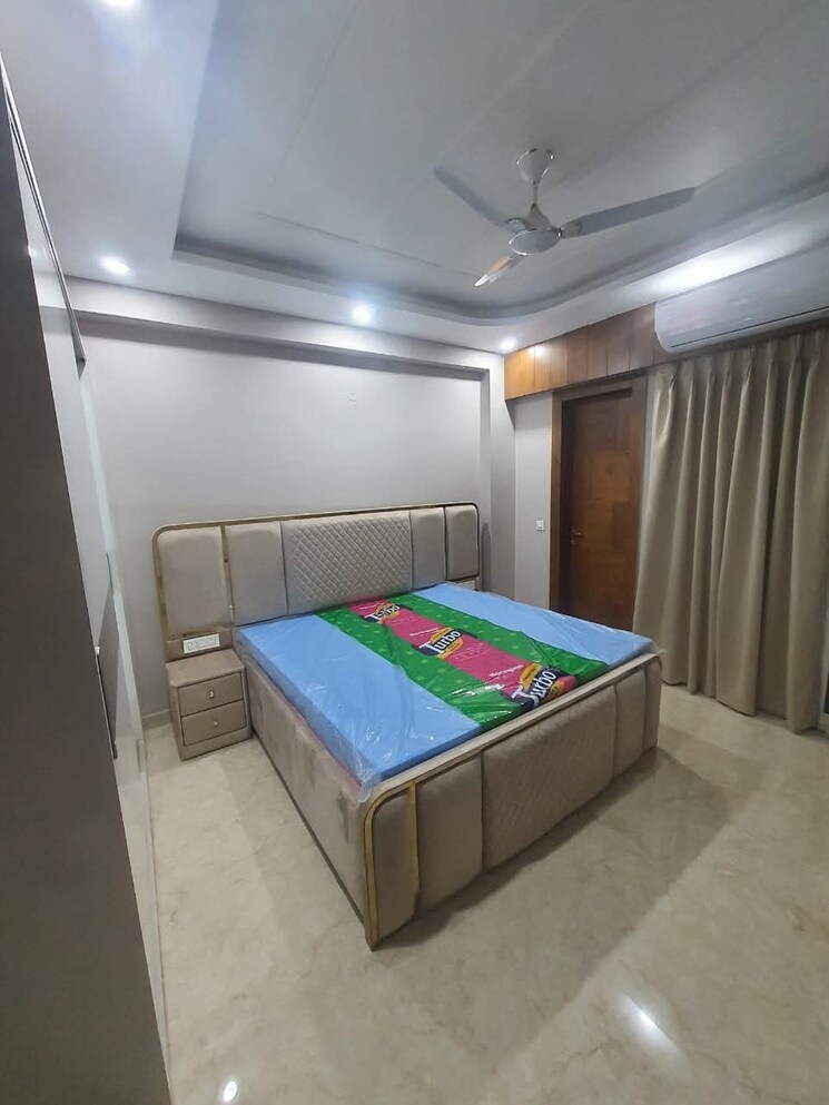 Bedroom, freedom fighters enclave 2 Bedroom 1150 Sq.Ft. Apartment In Freedom Fighters Enclave Delhi 9530502