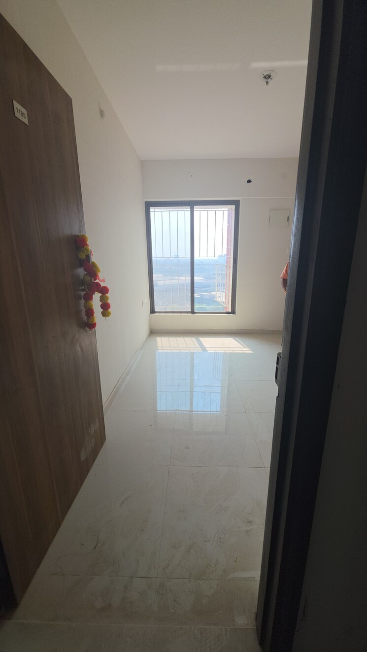 Room, dosti-greater-thane 1 Bedroom 319 Sq.Ft. Apartment In Kalher Thane 9530534