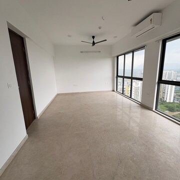 Room in 4 BHK Penthouse at Lodha Palava Serenity A, Taloja Bypass Road – for Sale