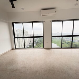 Room in 4 BHK Penthouse at Lodha Palava Serenity A, Taloja Bypass Road – for Sale