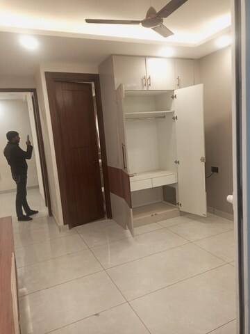 Bathroom in 3 BHK Apartment at Sunshine Apartments Sector 73, Sector 73 – for Sale