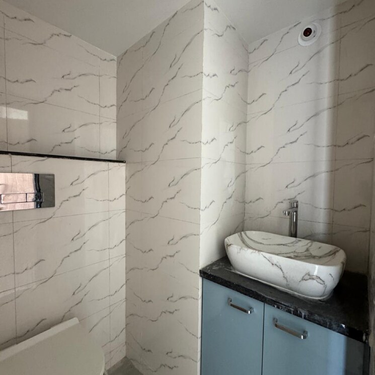 Bathroom, lodha-signet-palava Commercial Office Space 250 Sq.Ft. In Kalyan Shilphata Road Thane 9530555