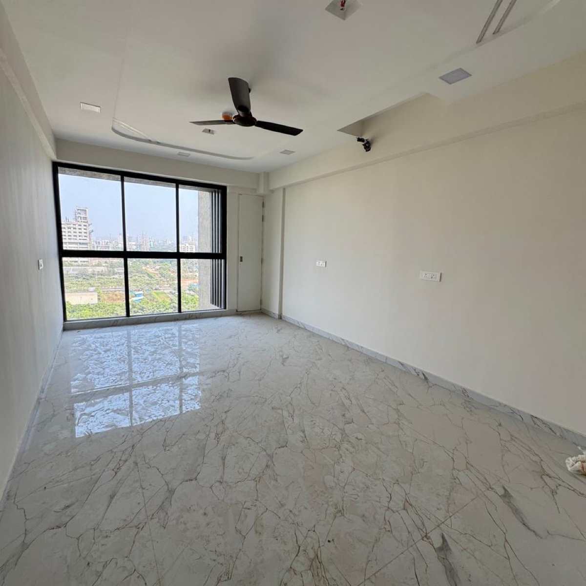 Office Space For Sale in Lodha Signet Palava