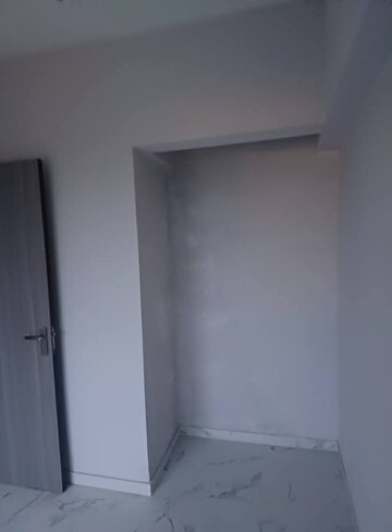 Room in 1 BHK Apartment at Promesa Midtown, Ghatkopar East – for Rent