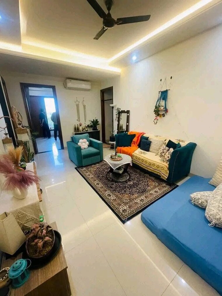 Living Room, freedom fighters enclave 2 Bedroom 900 Sq.Ft. Apartment In Freedom Fighters Enclave Delhi 9530608