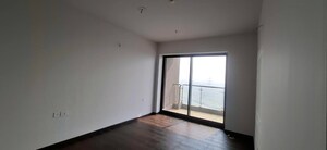 Room in 3.5 BHK Apartment at Krisumi Waterside Residences, Sector 36a – for Rent