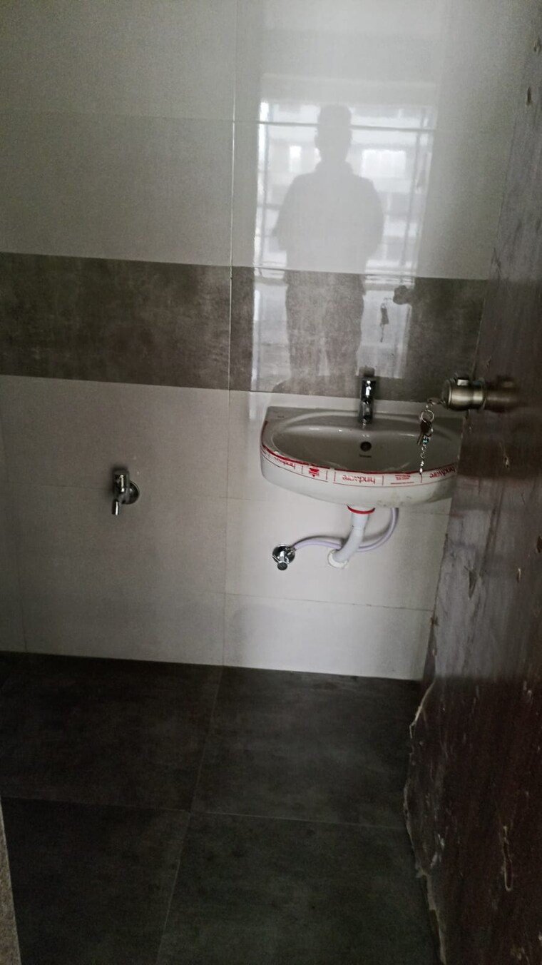 Bathroom, sola road Commercial Office Space 1185 Sq.Ft. In Sola Road Ahmedabad 9530635