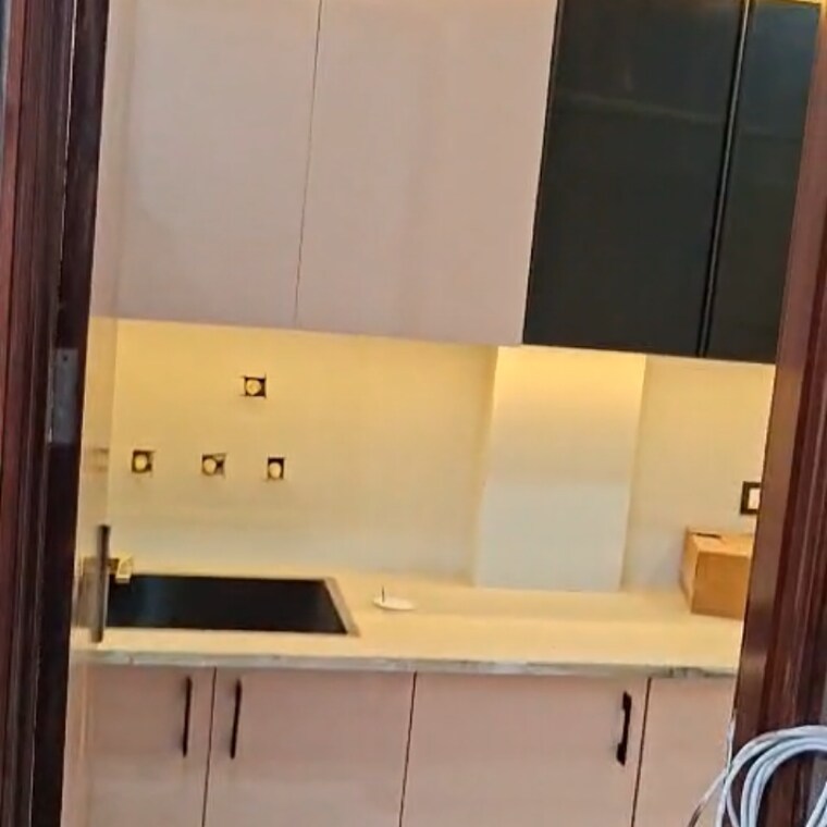 undefined, rohini sector 24 1.5 Bedroom 400 Sq.Ft. Builder Floor In Rohini Sector 24 Delhi 9530726