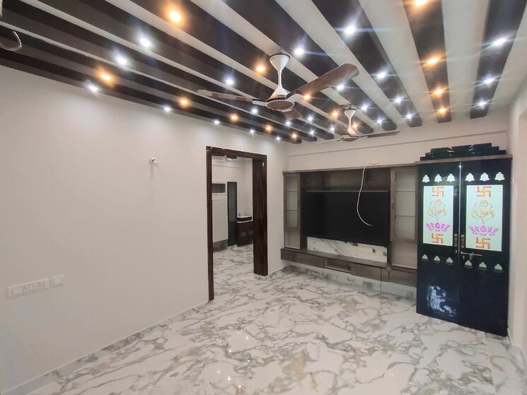  Parking, halasuru 2 Bedroom 1200 Sq.Ft. Apartment In Halasuru Bangalore 9530791