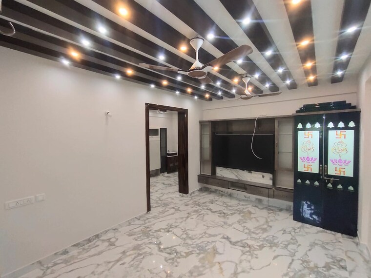  Parking, halasuru 2 Bedroom 1200 Sq.Ft. Apartment In Halasuru Bangalore 9530791