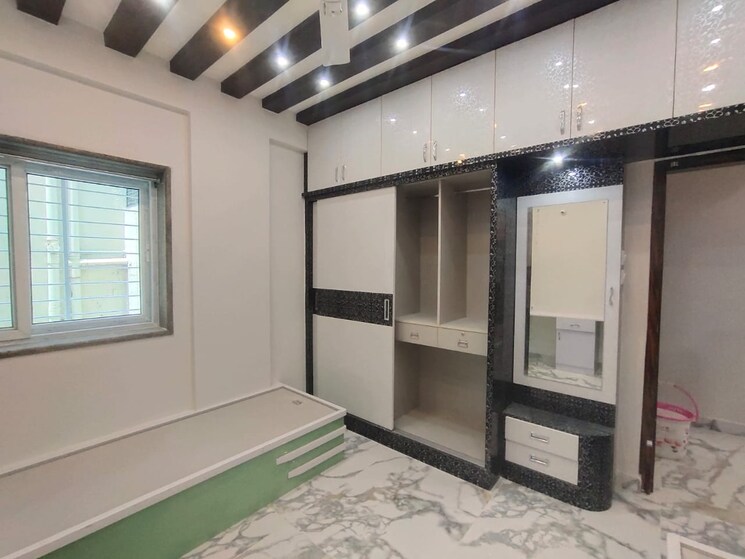 Room, halasuru 2 Bedroom 1200 Sq.Ft. Apartment In Halasuru Bangalore 9530791