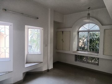 Room in 3 BHK Apartment at Aundh – for Rent