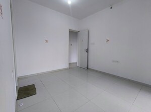 Room in 1 BHK Apartment at Godrej Boulevard, Manjari – for Rent