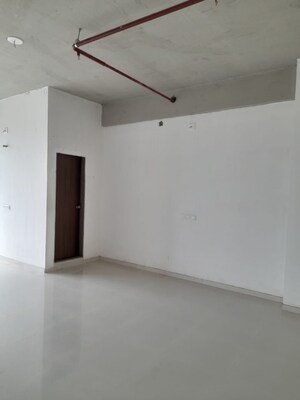 Room in  Office Space at Sola Road – for Rent