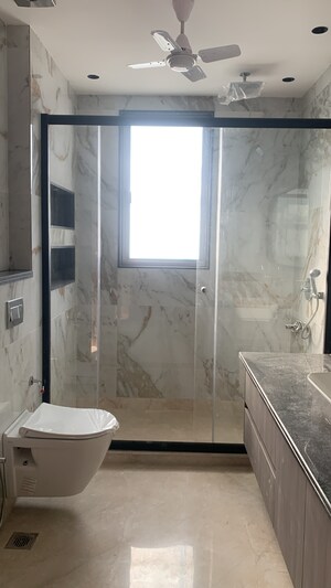 Bathroom in 4 BHK Builder Floor at Dlf Phase ii – for Sale