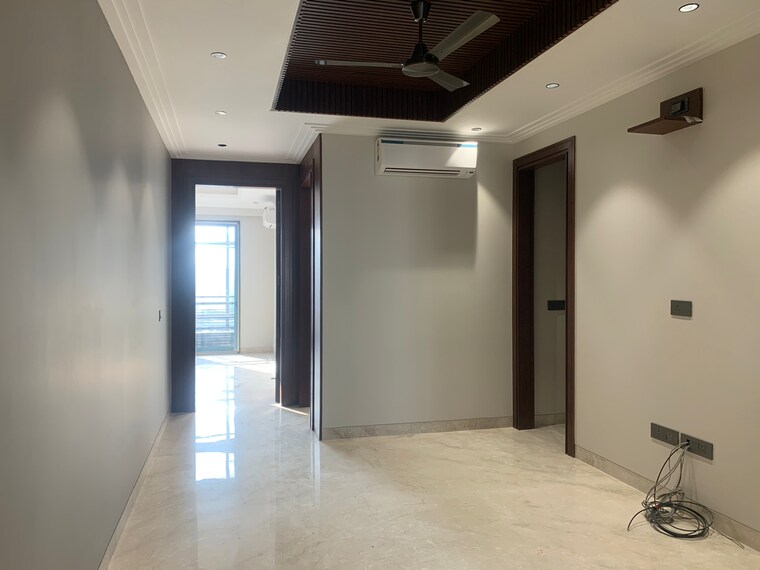 Room, dlf phase ii 4 Bedroom 2100 Sq.Ft. Builder Floor In Dlf Phase ii Gurgaon 9530873