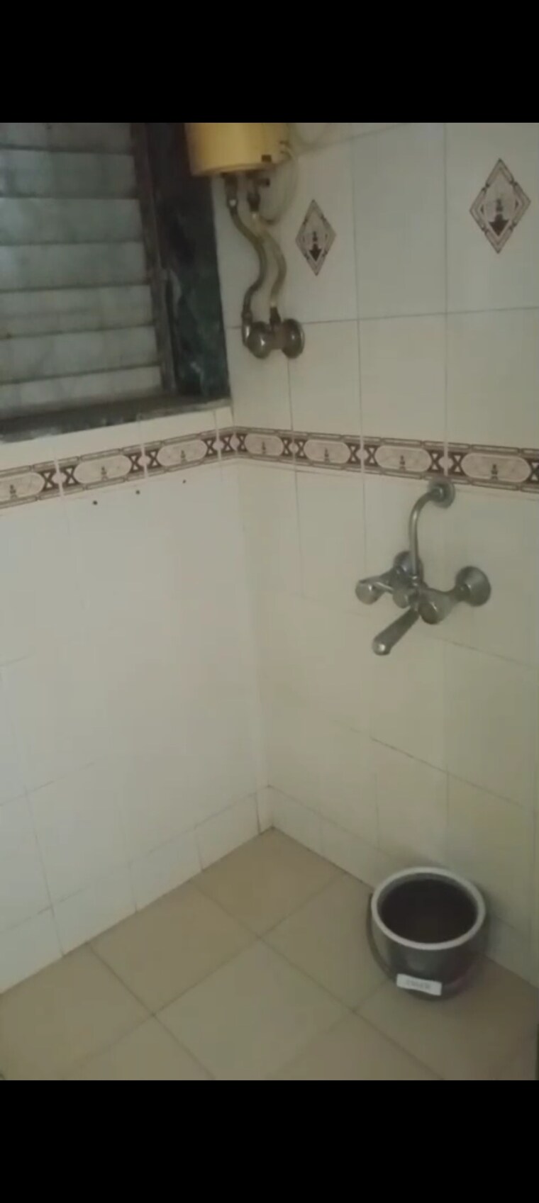 Bathroom, mahakali-model-town 1 Bedroom 500 Sq.Ft. Apartment In Jogeshwari East Mumbai 9530944