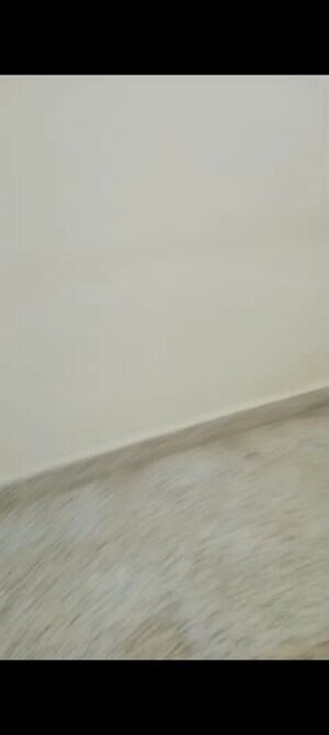 Room in 1 BHK Apartment at Mahakali Model Town, Jogeshwari East – for Rent