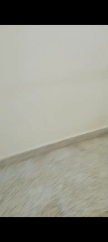 Room in 1 BHK Apartment at Mahakali Model Town, Jogeshwari East – for Rent