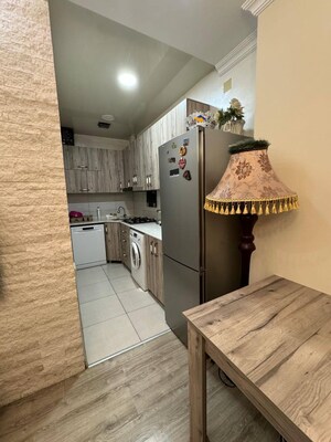 Furnished Amenities in 3 BHK Builder Floor at Shanthi Nagar – for Rent