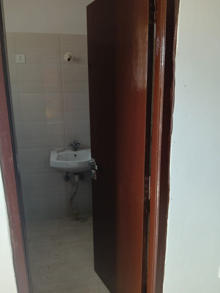 Bathroom, kanke 3 Bedroom 1500 Sq.Ft. Apartment In Kanke Ranchi 9530911