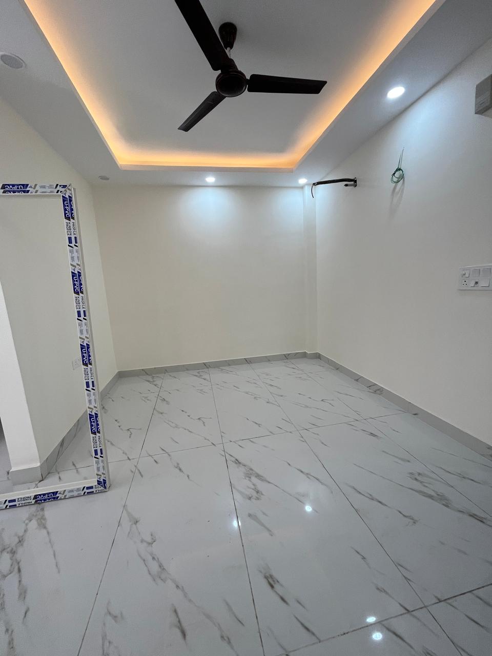 1 BHK Builder Floor For Rent in Chattarpur