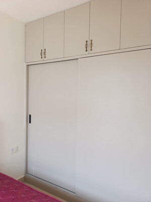 Room in 2 BHK Apartment at Signature Global Prime, Sector 63a – for Rent