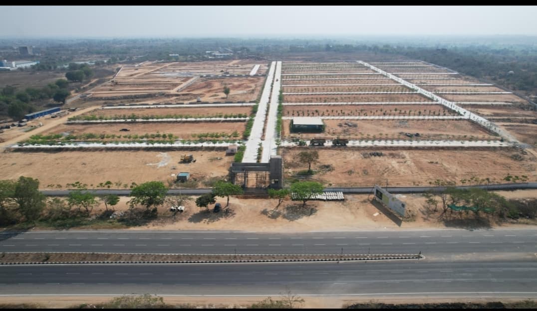 Plot For Sale in Sree Laxmi Balaji Townshi