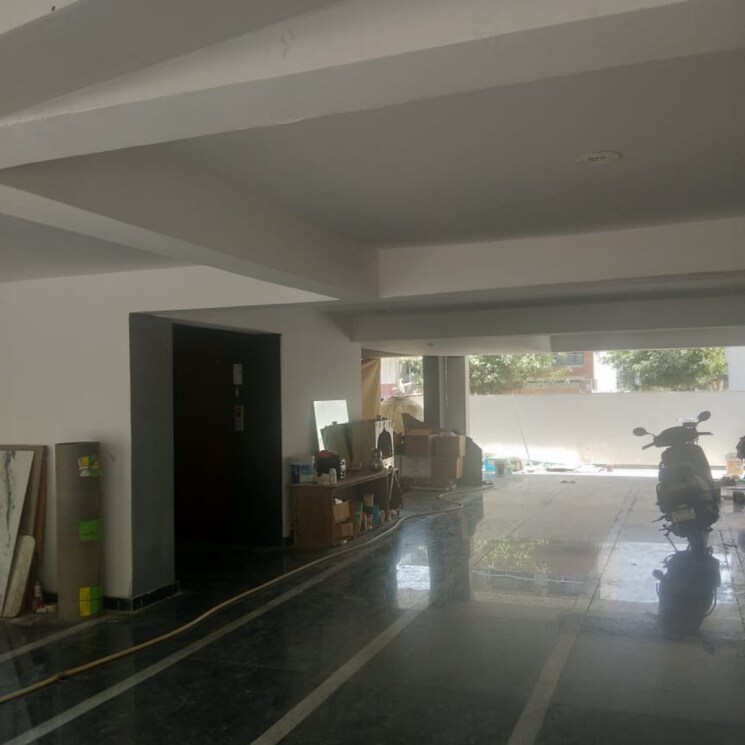  Parking, sector 9 1 Bedroom 1000 Sq.Ft. Builder Floor In Sector 9 Gurgaon 9531052