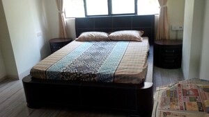 Bedroom in 3 BHK Apartment at Bandra West – for Rent