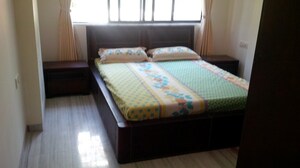 Bedroom in 3 BHK Apartment at Bandra West – for Rent