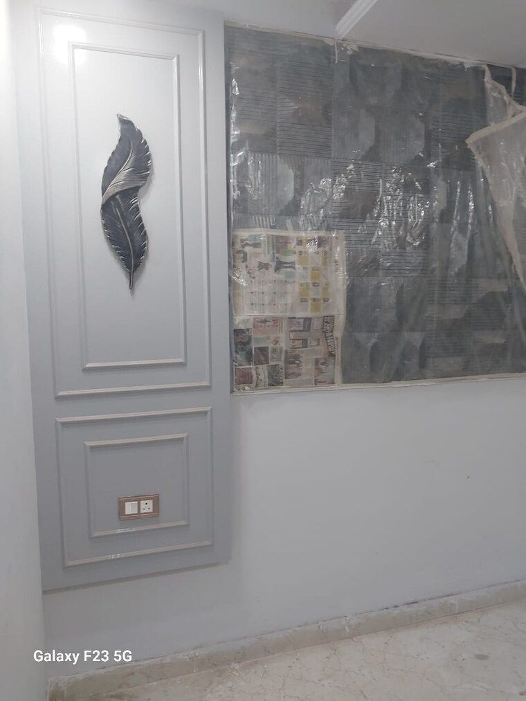 Room, dmd-hometech-awas-yojna 1 Bedroom 650 Sq.Ft. Apartment In Sector 73 Noida 9531553