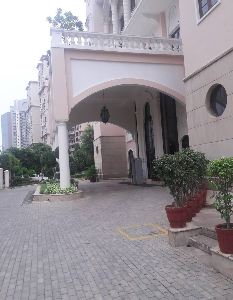 Exterior View, dlf-the-wellington-estate 3 Bedroom 1376 Sq.Ft. Apartment In Dlf Phase V Gurgaon 9531156