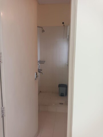 Bathroom in 3 BHK Apartment at DLF The Wellington Estate, Dlf Phase V – for Sale