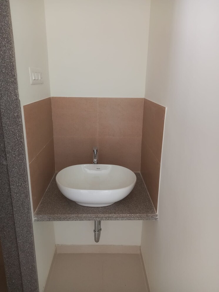 Attached Bathroom, rohan-ananta 2 Bedroom 690 Sq.Ft. Apartment In Tathawade Pune 9531315