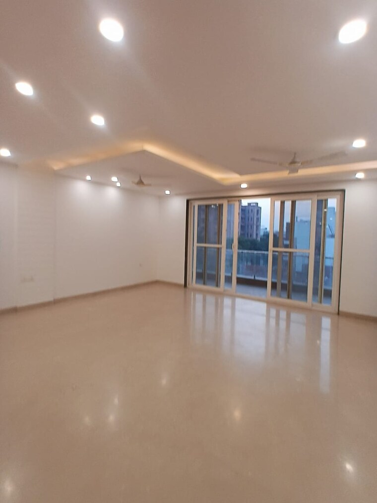 Room, conscient-hines-elevate 4 Bedroom 3395 Sq.Ft. Apartment In Sector 59 Gurgaon 9531312