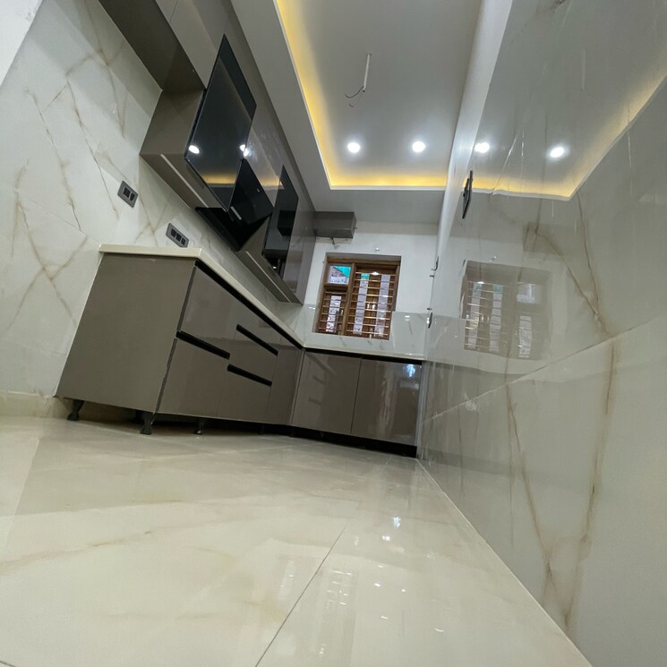 Kitchen, bptp-district-3 3 Bedroom 1377 Sq.Ft. Builder Floor In Sector 85 Faridabad 9531364