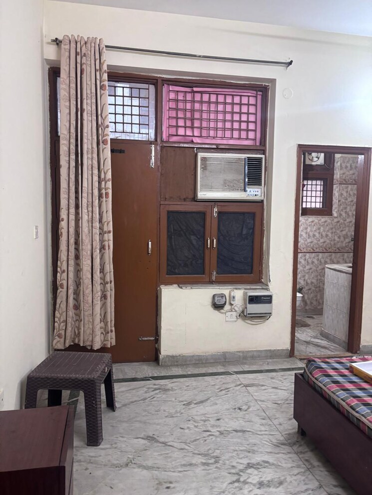 Living Room, sector 23a 2 Bedroom 1000 Sq.Ft. Independent House In Sector 23a Gurgaon 9531350